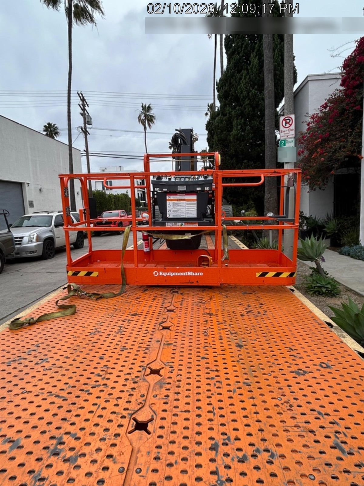 2025 JLG 660SJ