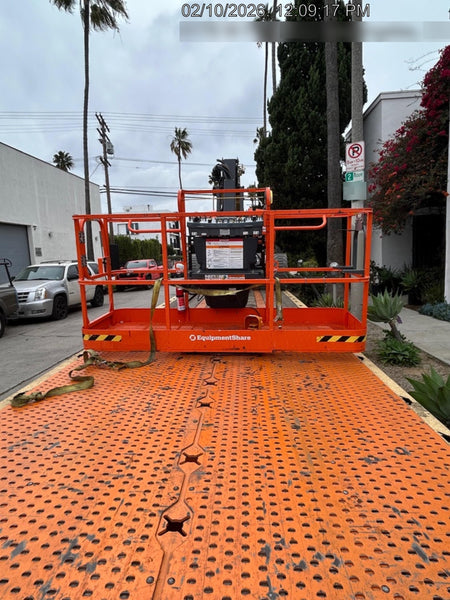 2025 JLG 660SJ