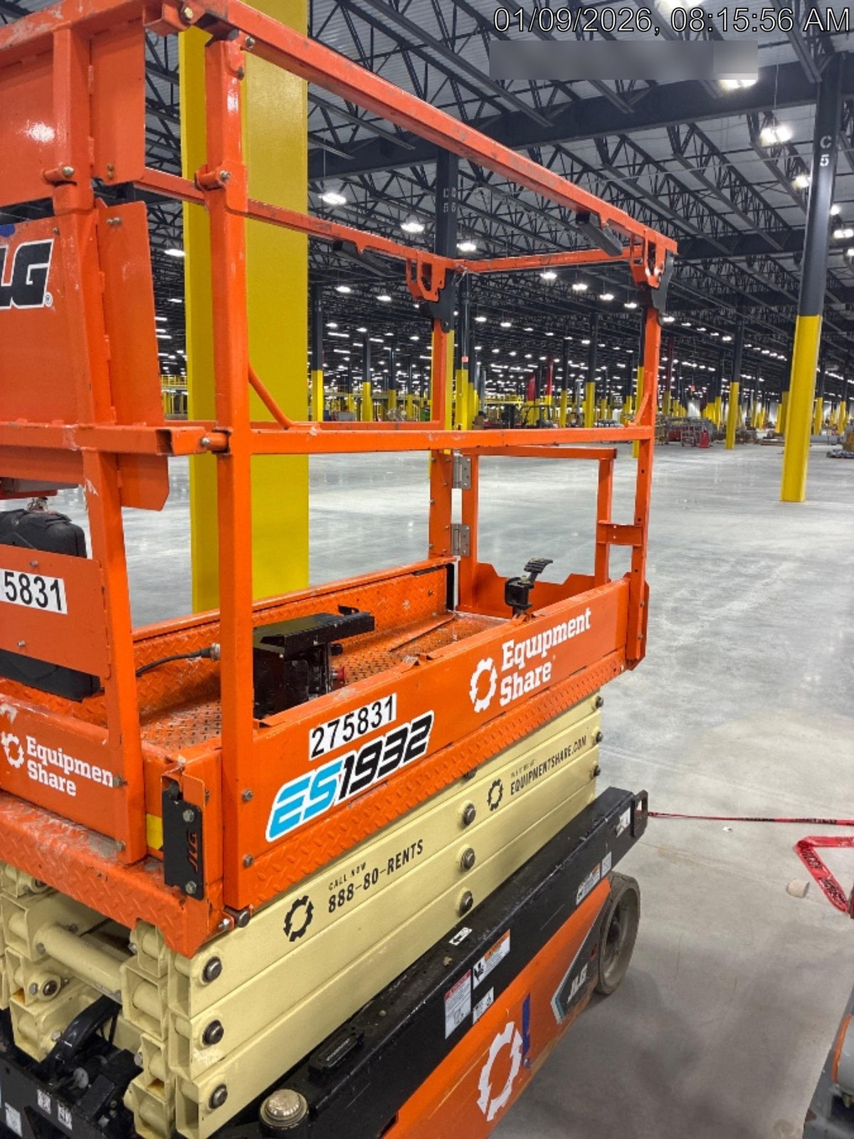 2022 JLG ES1932
