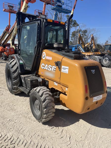 2021 CASE 588H