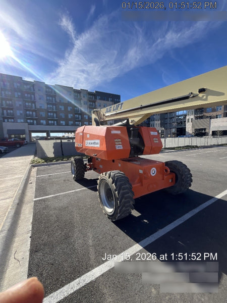 2022 JLG 860SJ