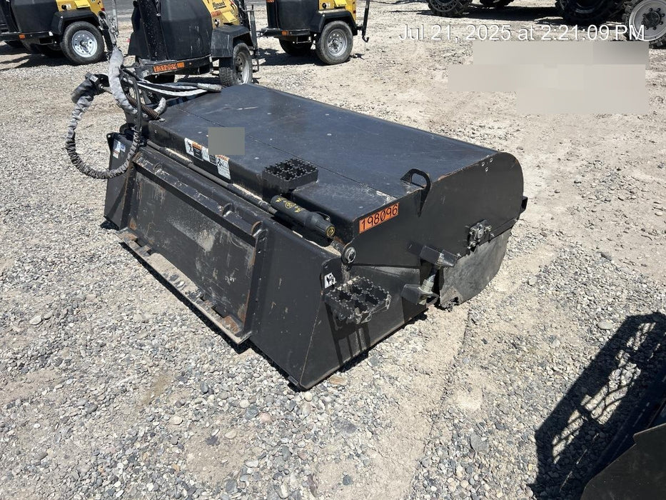 2022 PALADIN Sweepster SB72