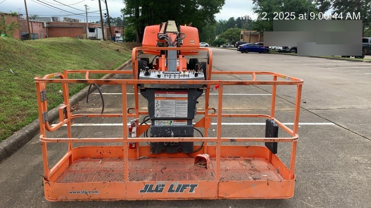 2021 JLG 660SJ