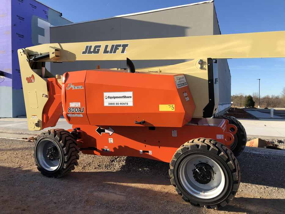 2019 JLG 800AJ