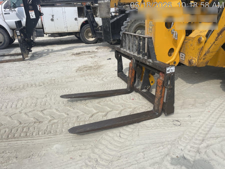 2022 JCB 510-56