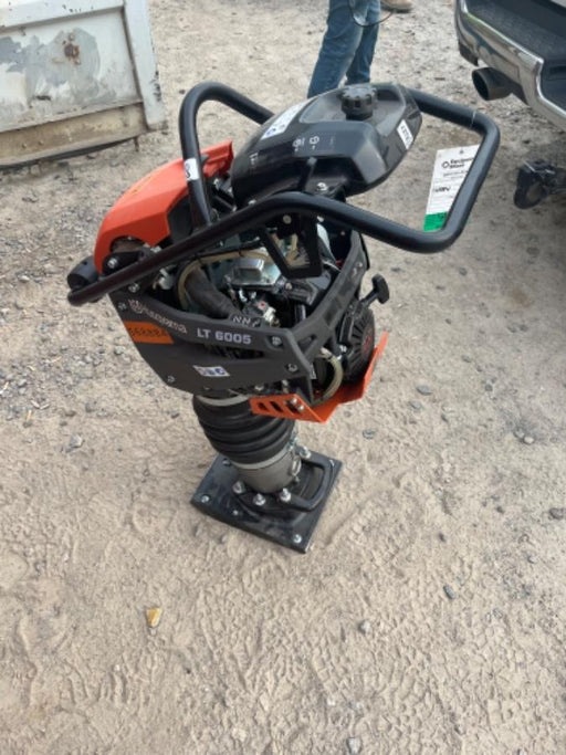 2025 HUSQVARNA LT6005