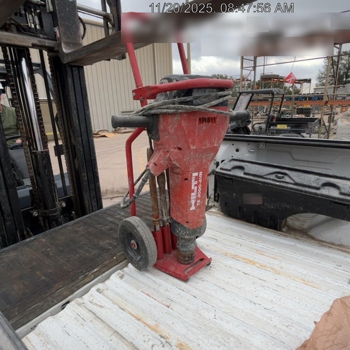 2022 HILTI TE 3000-AVR