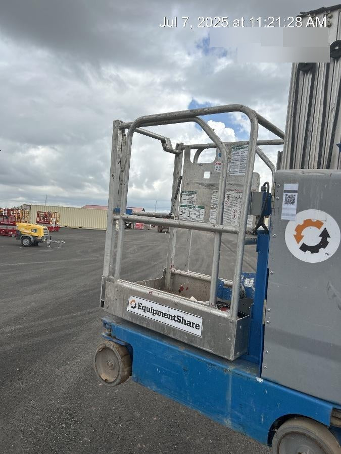 2018 GENIE GR-20