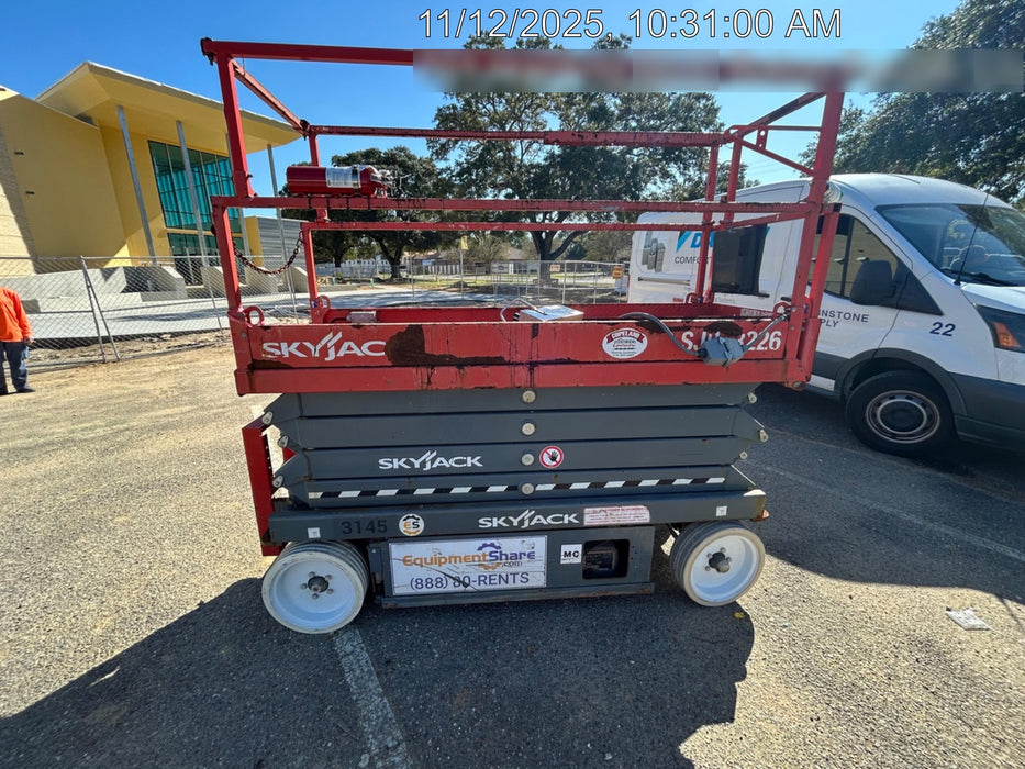 2017 SKYJACK SJIII-3226