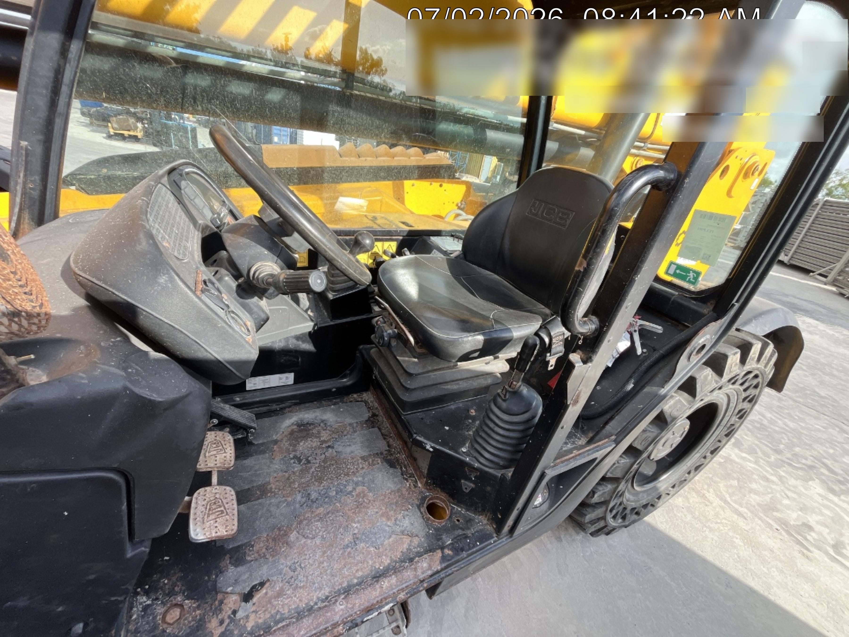 2023 JCB 510-56