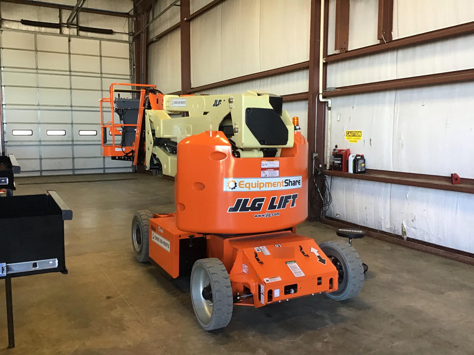 2019 JLG E400AJPN