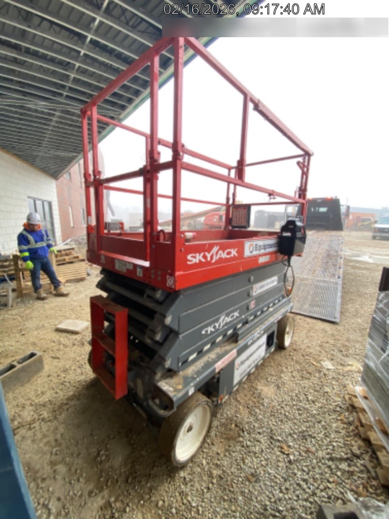 2021 SKYJACK SJ4732