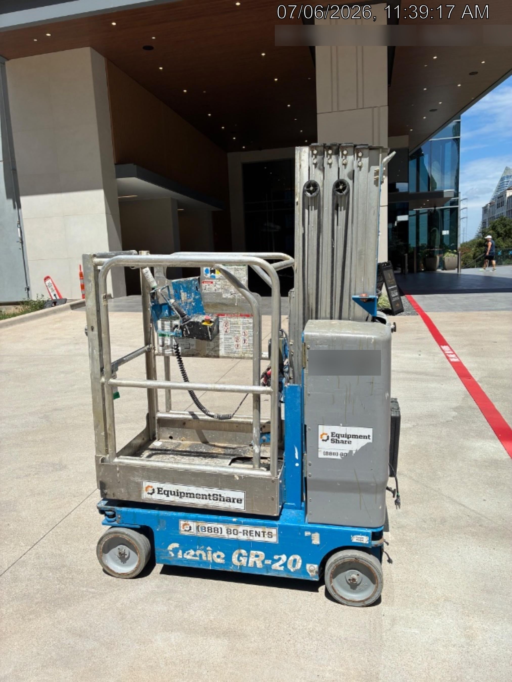 2019 GENIE GR-20