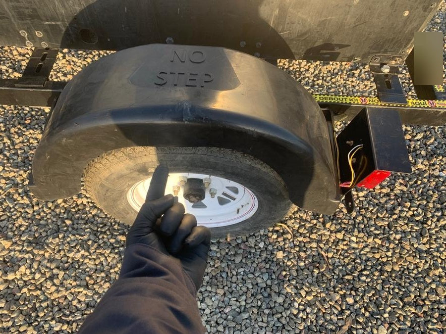 2024 Lincoln Electric LE400 Kubota V1505, Trlr, Cable Rack, Light Kit, ES Decals, T3