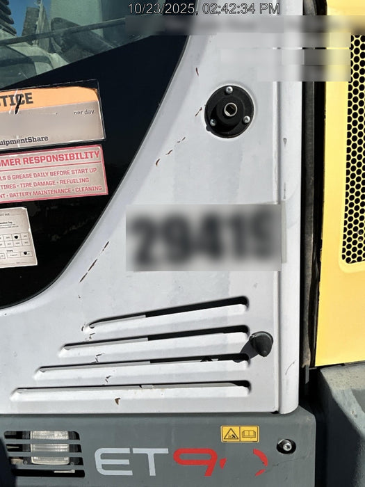 2019 Wacker Neuson ET90 Enclosed Cab, Hybrid Tracks, Long Dipperstick, T4, Hydraulic Thumb w/Manual QC, Buckets: 18/24/36"