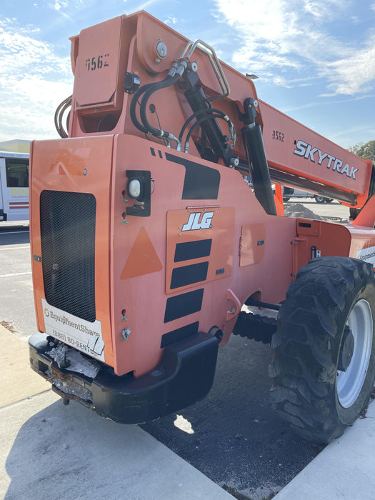 2017 Skytrak 6042 42' REACH, PALLET FORKS, 6k, FOAM FILLED TIRES