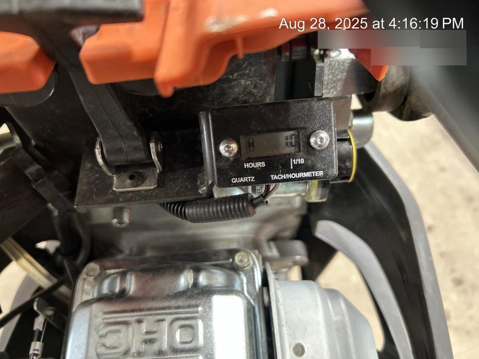 2025 HUSQVARNA LT6005