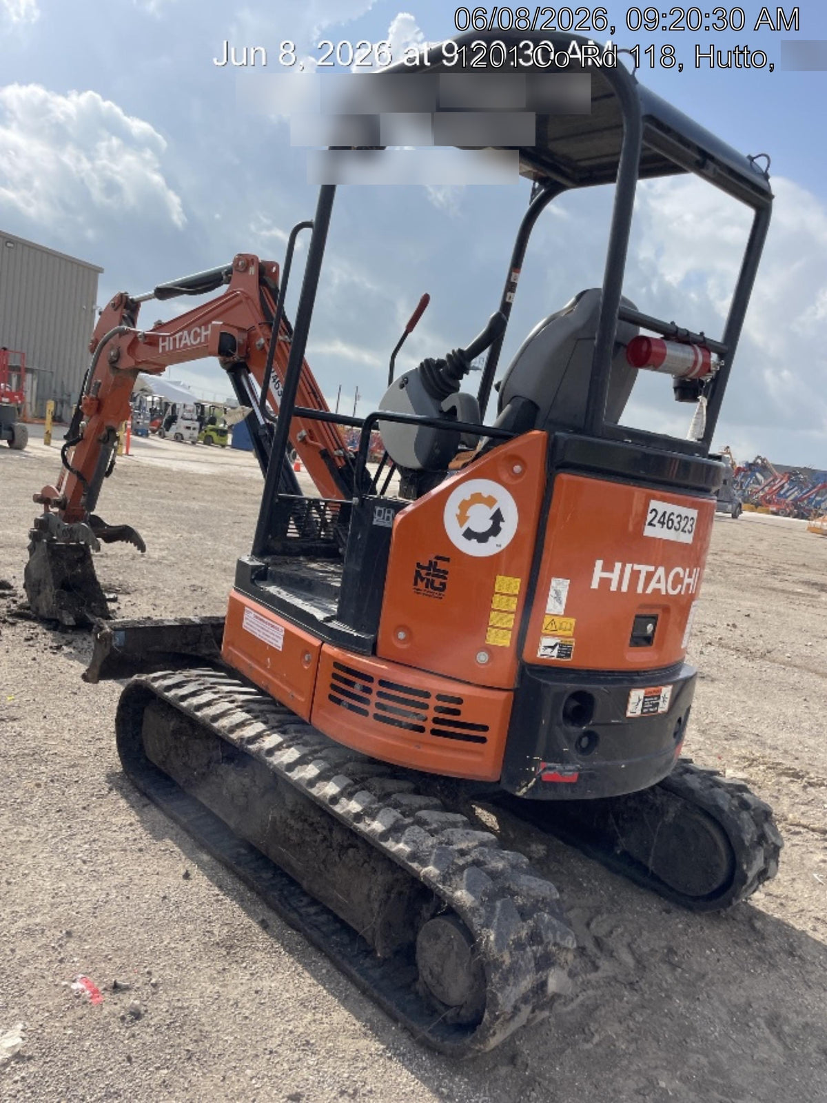 2022 HITACHI ZX26U-5N