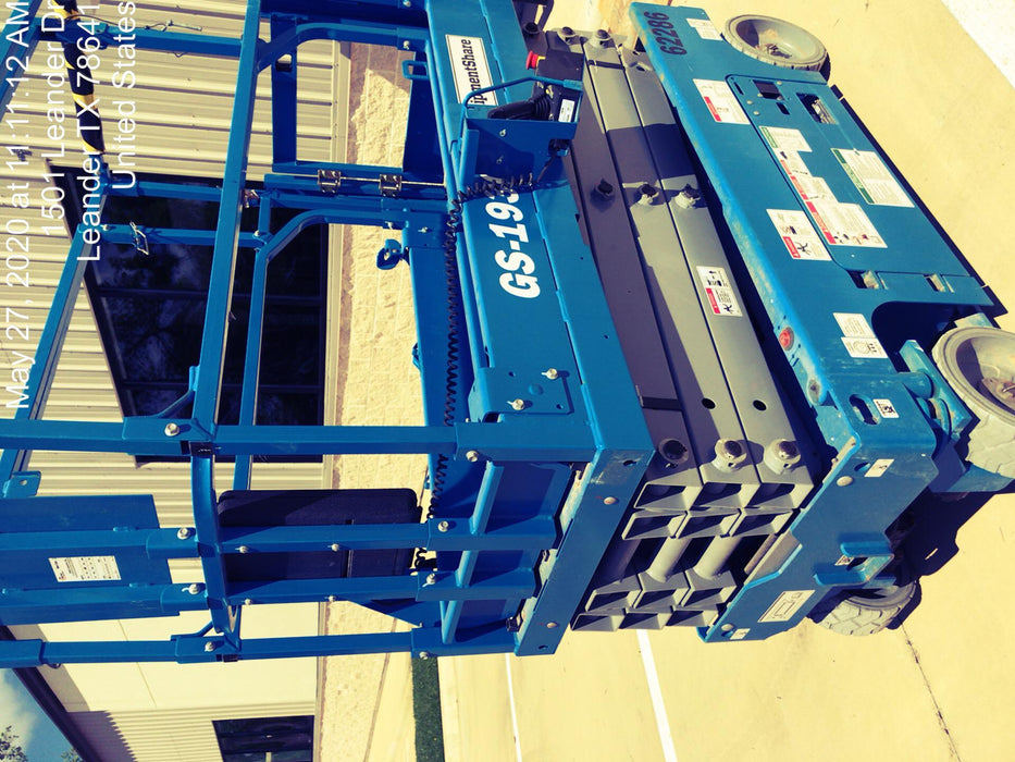 2020 Genie GS-1930 Solid Non Marking Tires, Beacon, Folding rails with half height swing gate