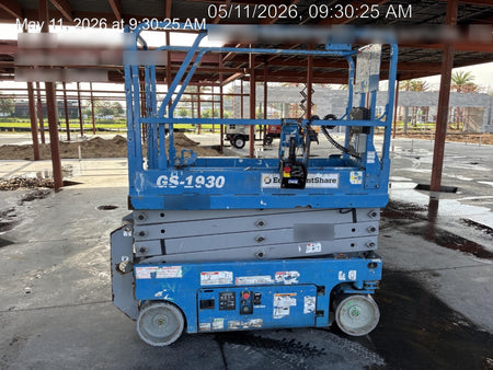 2019 Genie GS-1930 Fixed Rails with Chain Entry