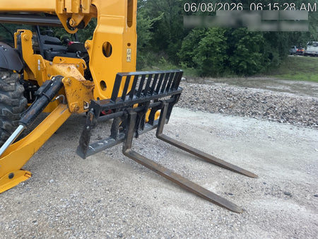 2023 JCB 510-56
