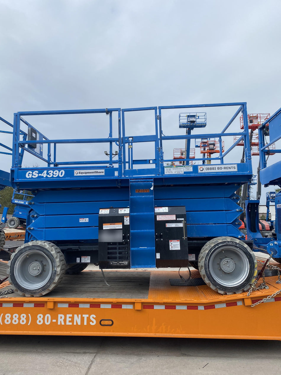 2020 GENIE GS-4390 RT