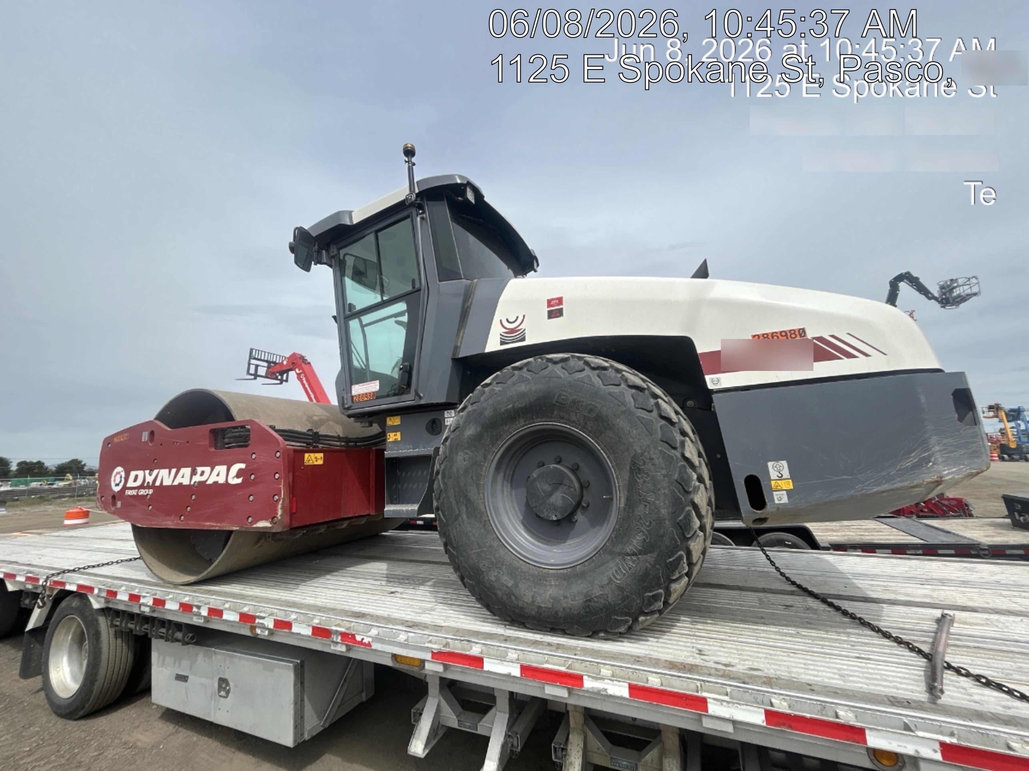 2023 DYNAPAC CA2500D