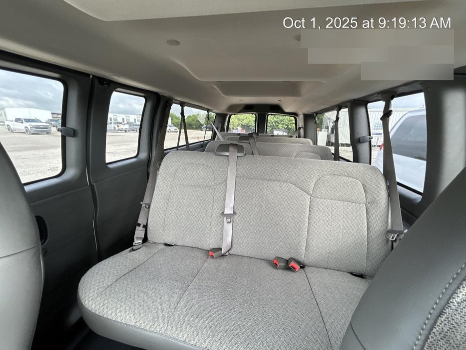 2025 CHEVROLET Express Van - Rental