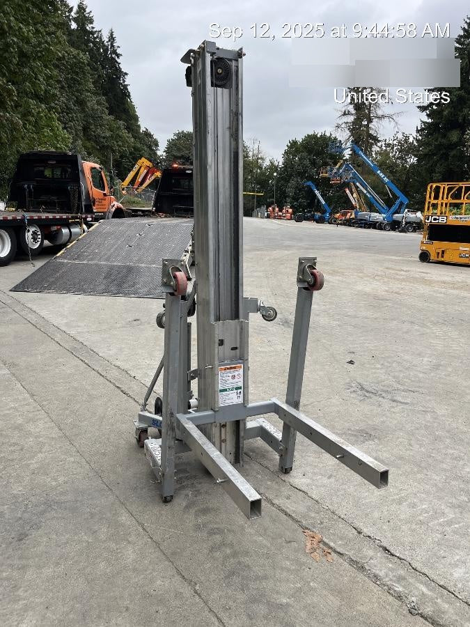2020 GENIE SLC-18