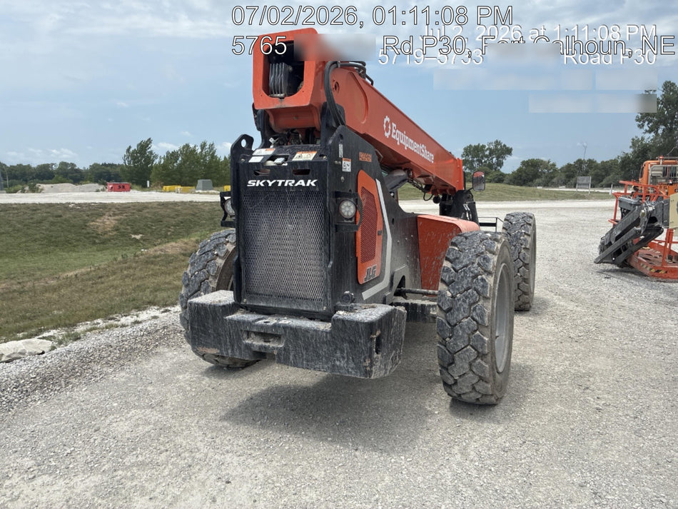 2024 SKYTRAK 8042