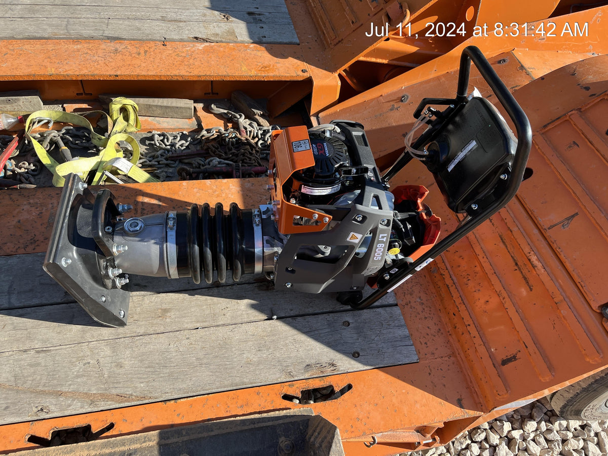 2024 HUSQVARNA LT6005