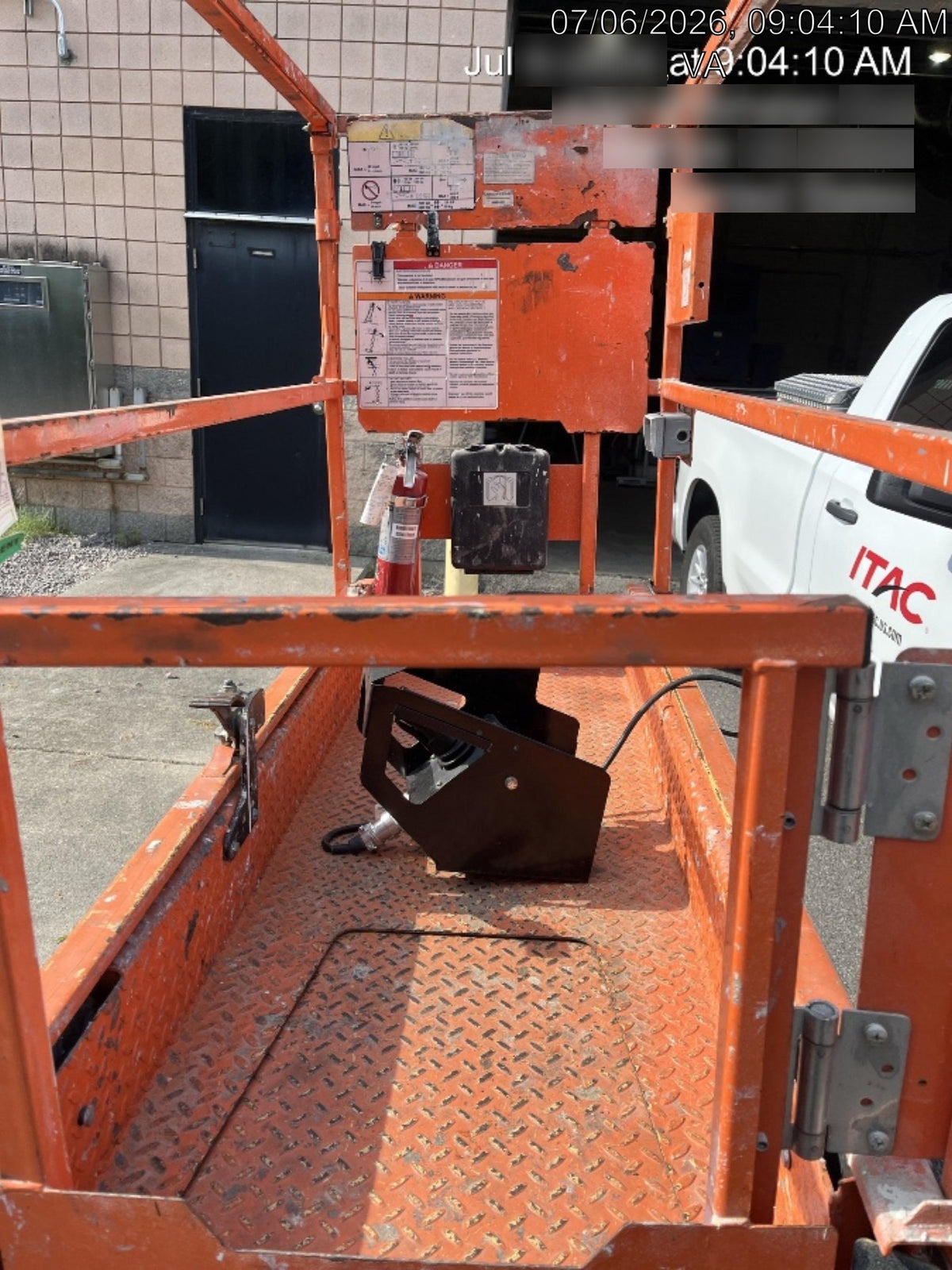 2022 JLG R1932