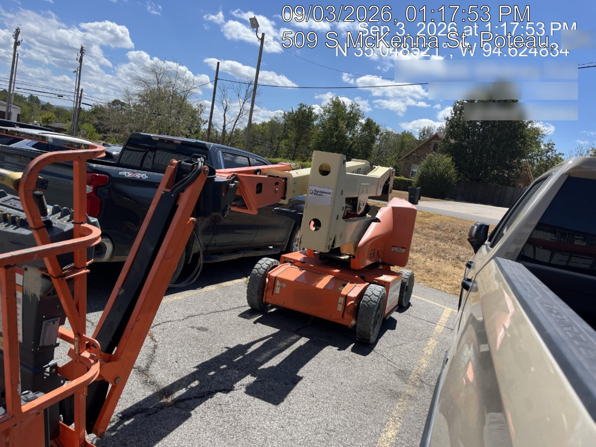 2019 JLG E400AJPN