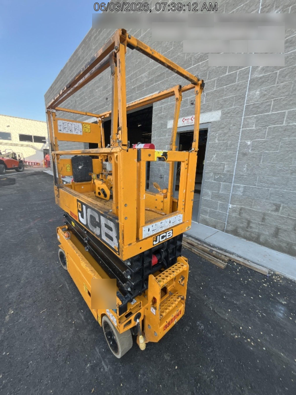 2024 JCB S1932E