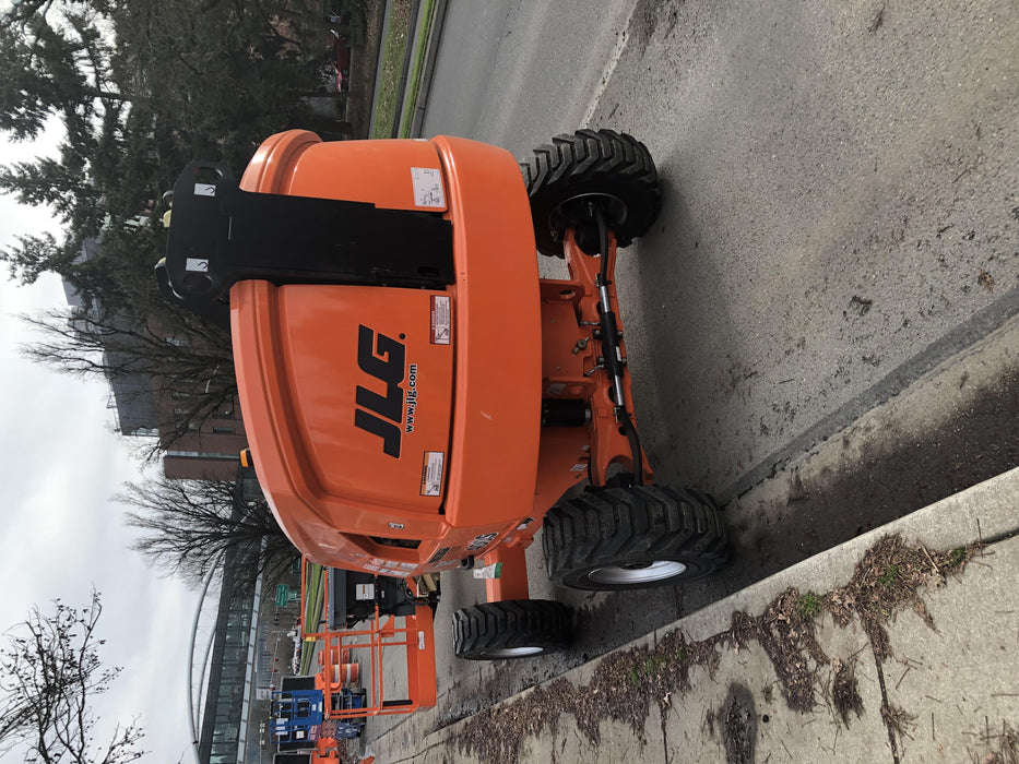 2019 JLG 400S