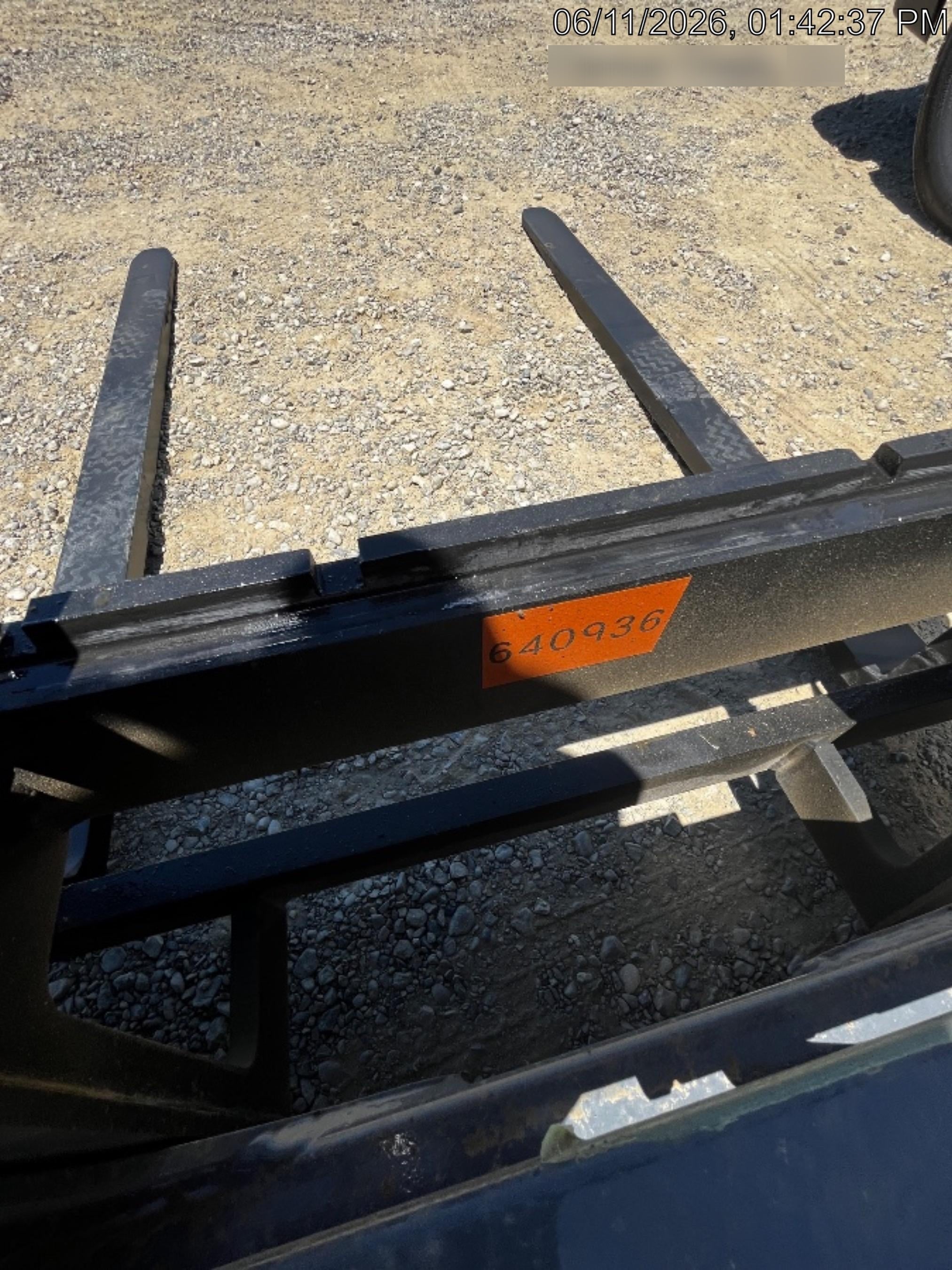 2026 ARROW MATERIAL HANDLING 72" Pallet Forks - Arrow
