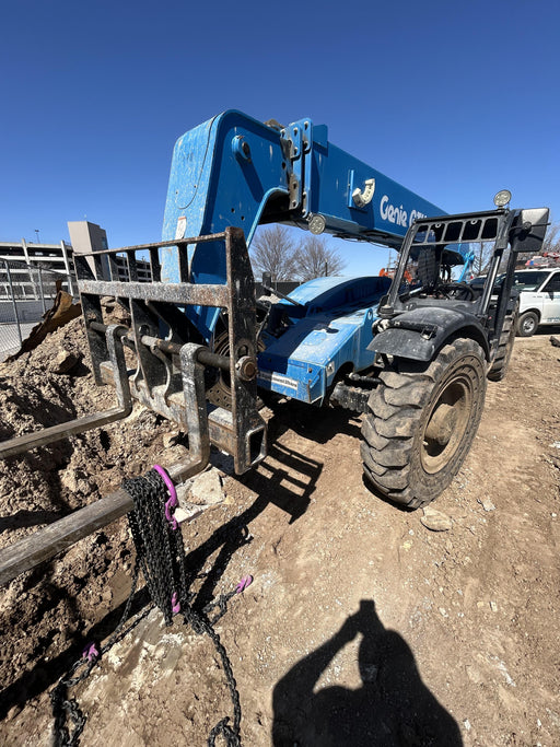 2019 Genie GTH-844 GTH-844 w/Open ROPS, FF Tires, beacon/work lights, 60" carriage/forks