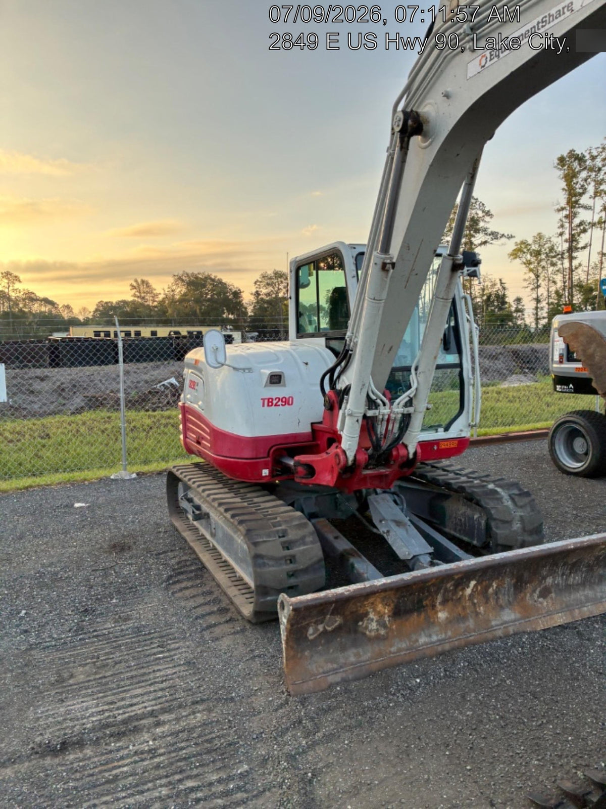 2023 TAKEUCHI TB290-CR