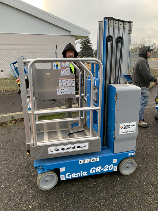 2021 GENIE GR-20