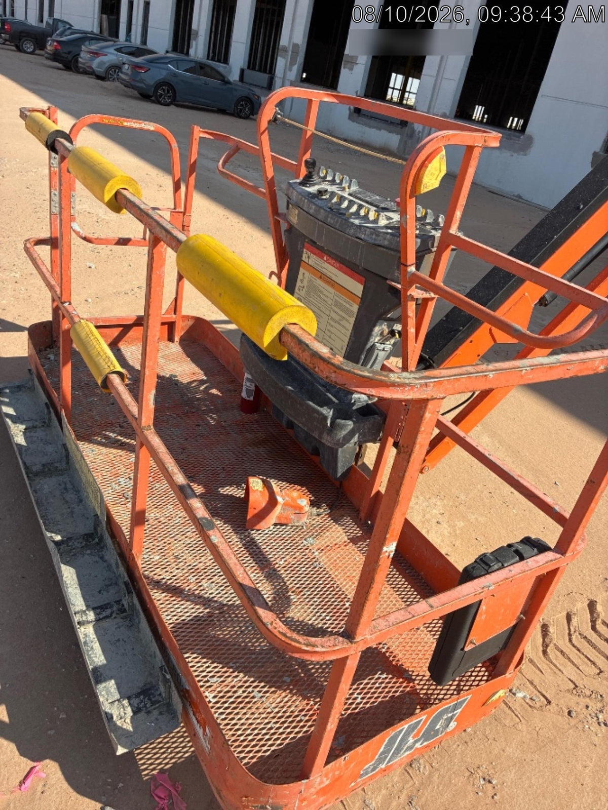 2021 JLG 660SJ