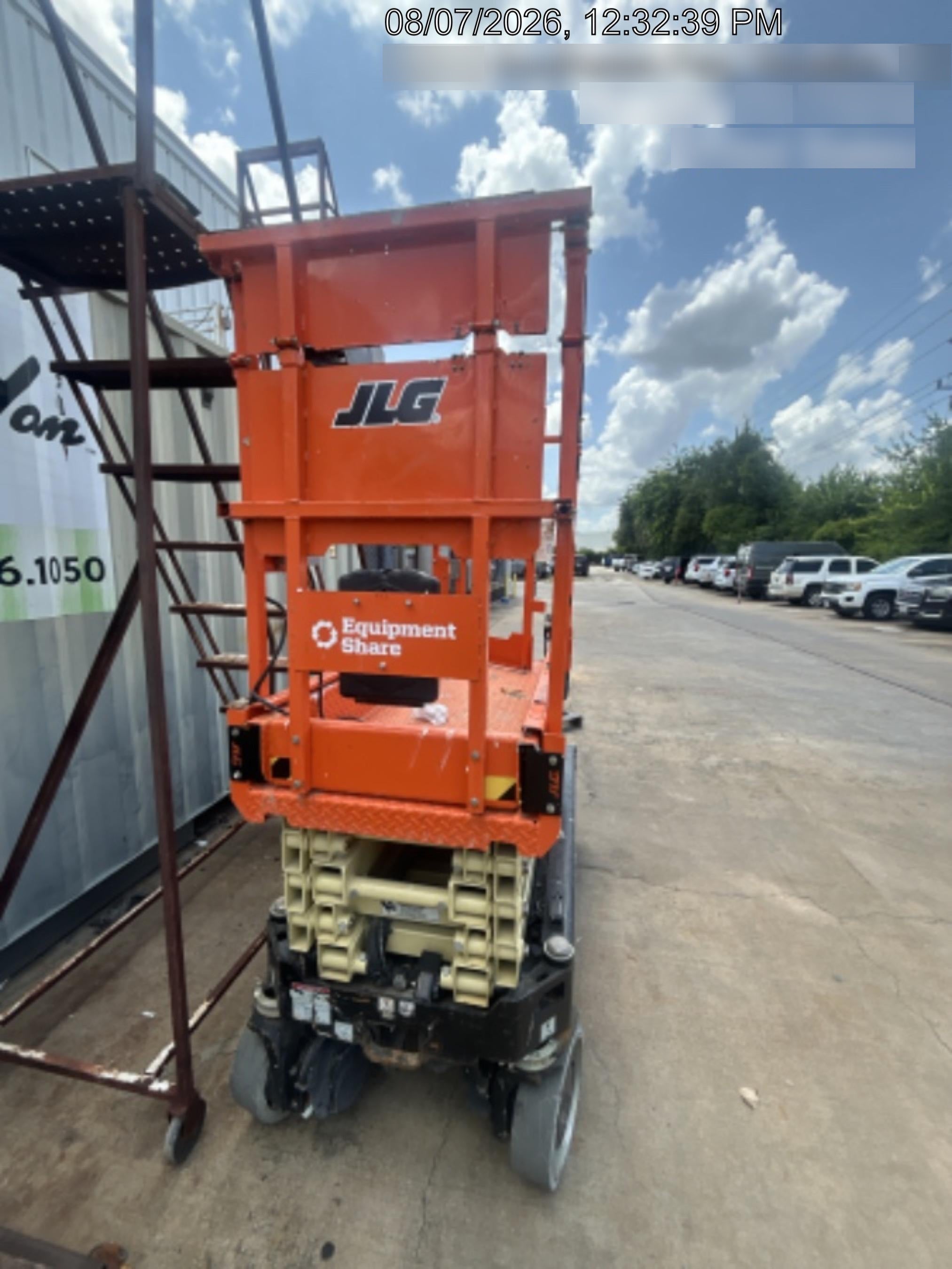 2022 JLG ES1932