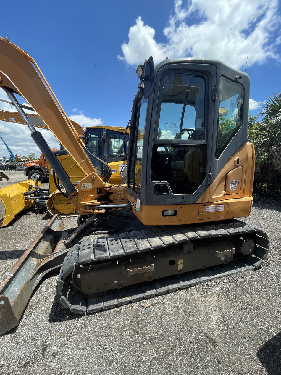2015 Case CX80C CLOSED CAB, A/C,RUBBER TRACKS PADS,7'-2" ARM,THUMB