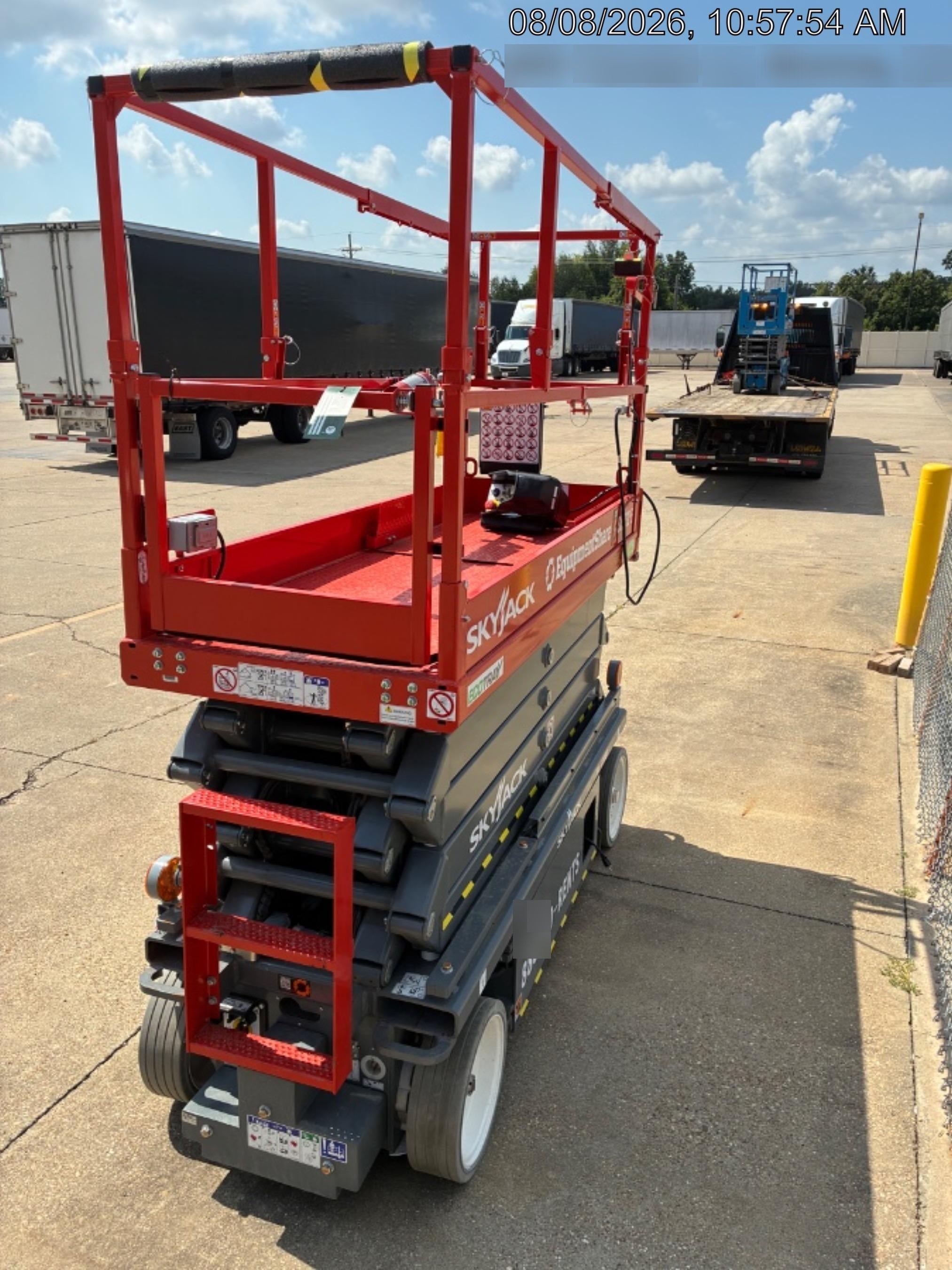 2026 SKYJACK SJ3232E