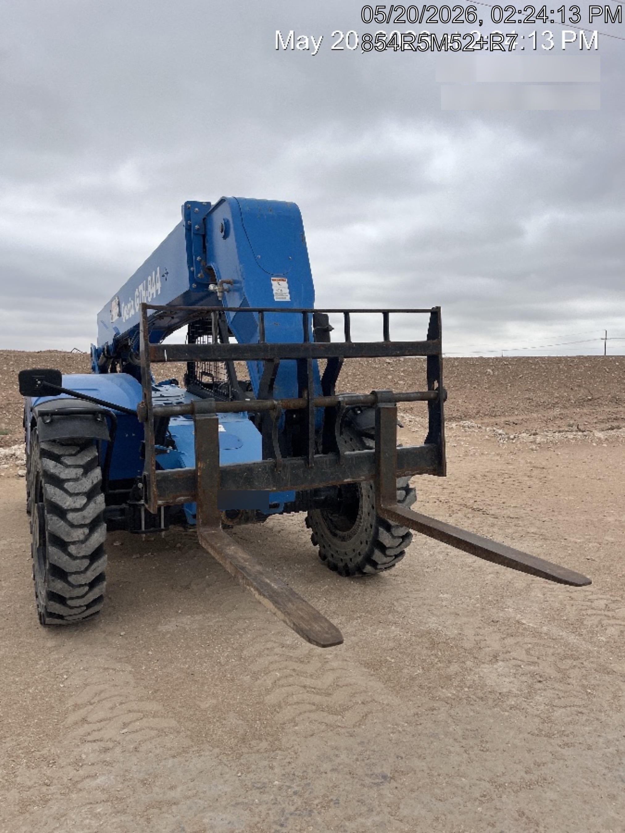 2018 Genie GTH-844 GTH-844 w/Open ROPS, Solid Tires, beacon/work lights, 60" carriage/forks