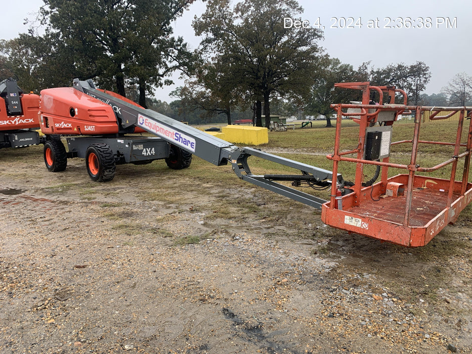 2016 Skyjack SJ45T+