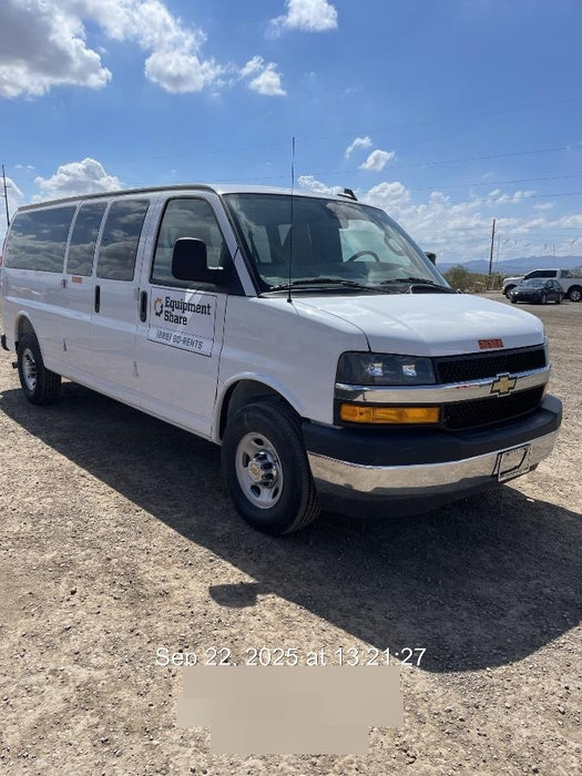 2025 CHEVROLET Express Van - Rental