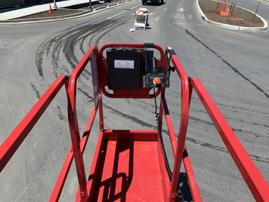 2020 MEC 1330SE Solid NM Tires, Steel Swing out Doors, LCS, Beacon, 900W Inverter