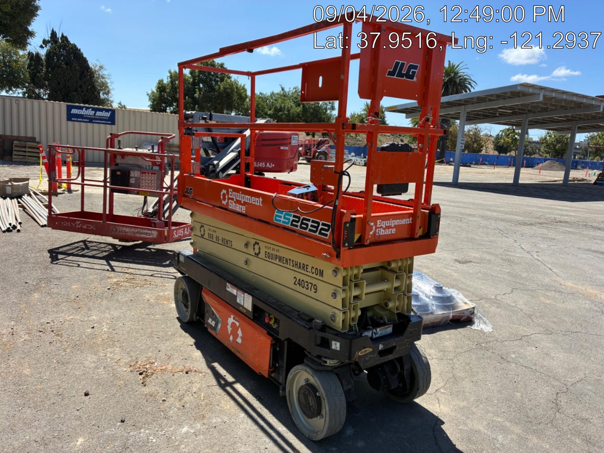 2022 JLG ES2632