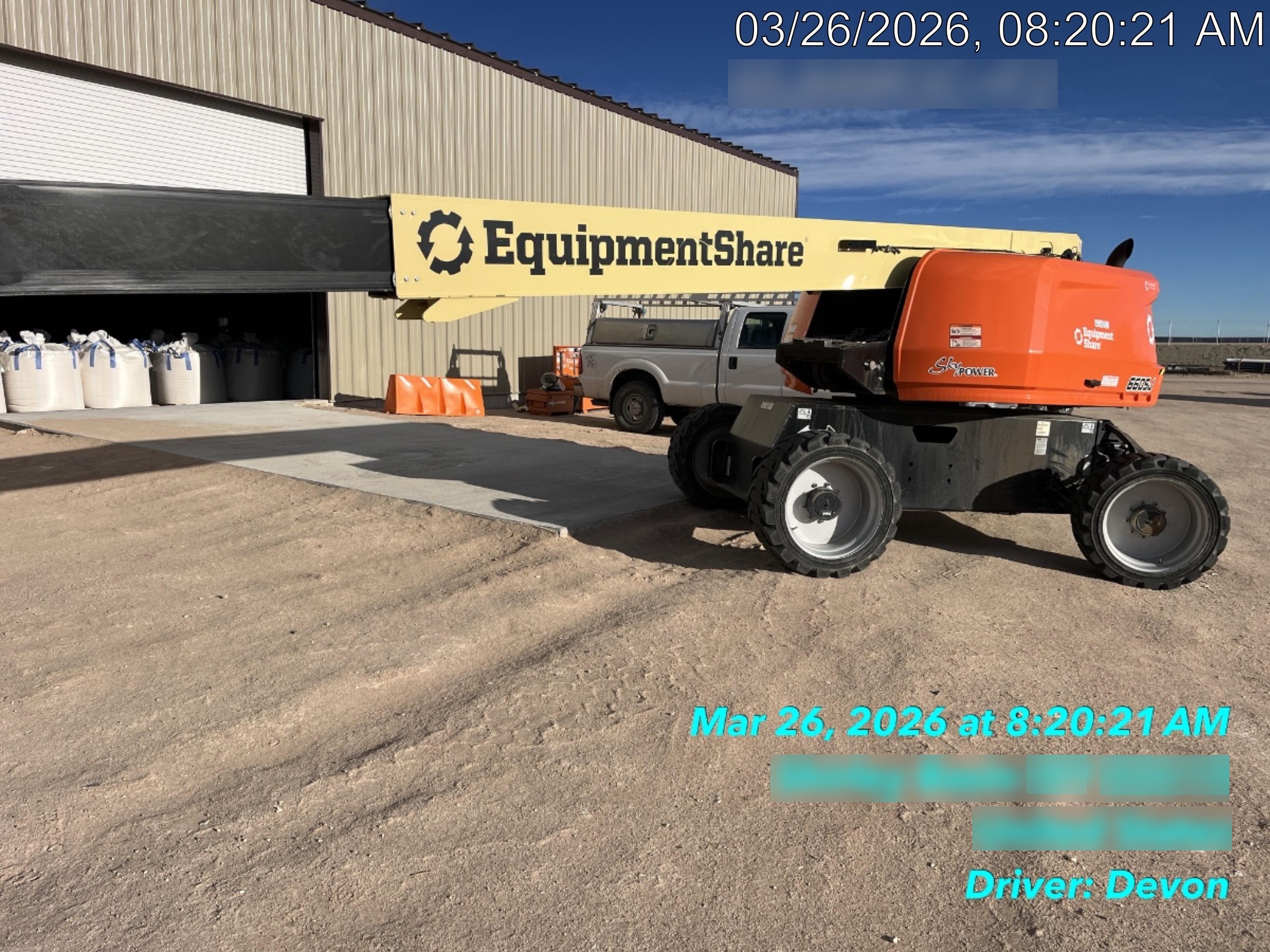2024 JLG 660SJ