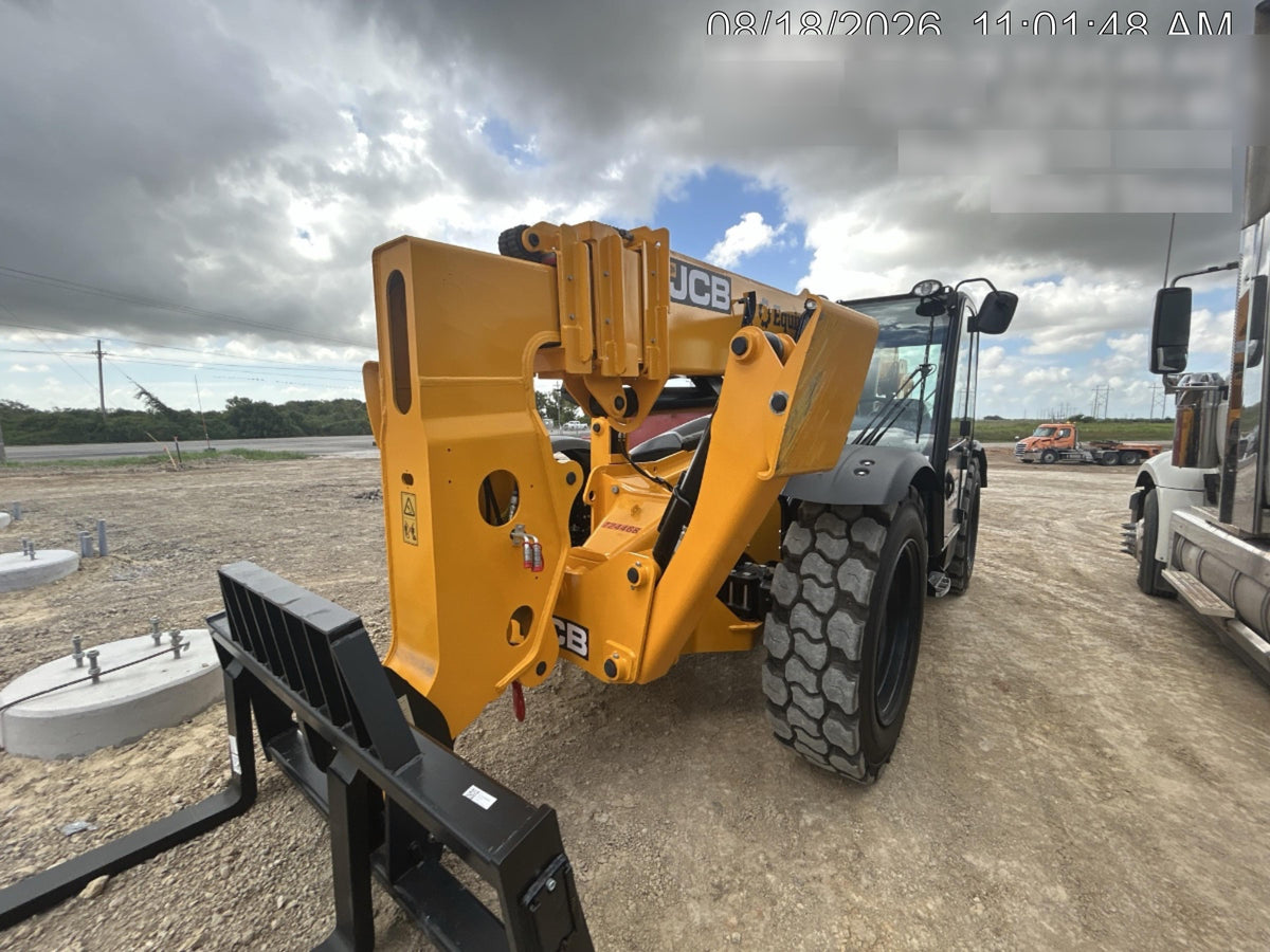 2026 JCB 510-56